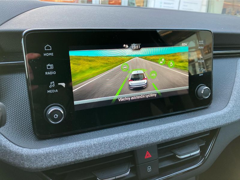 Škoda Scala 1,0TSi 85kW SELECTION - fotka 18 z 29