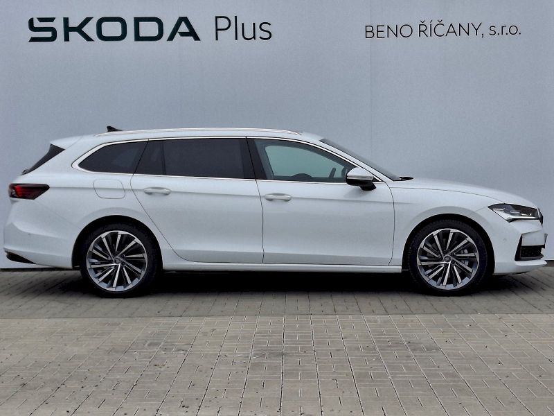 Škoda Superb (2025) Combi iV L&K DSG 1,5TSi 150kW - fotka 12 z 35