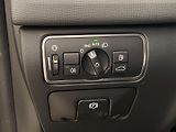 Volvo XC60 D5 AWD R-DESIGN AUT REZERVACE - náhled 29