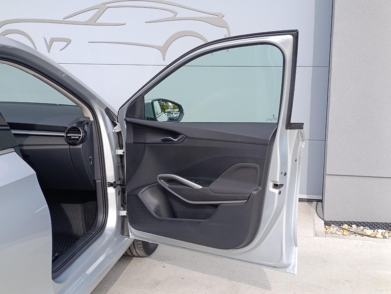 Škoda Fabia 1.5TSI 110kW ČR 1.MAJ DPH - fotka 28 z 30
