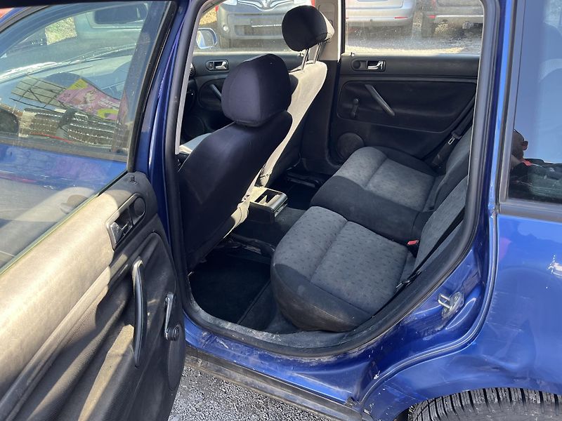 Volkswagen Passat Variant (1999) 1,9 TDi 85 Kw - fotka 10 z 13