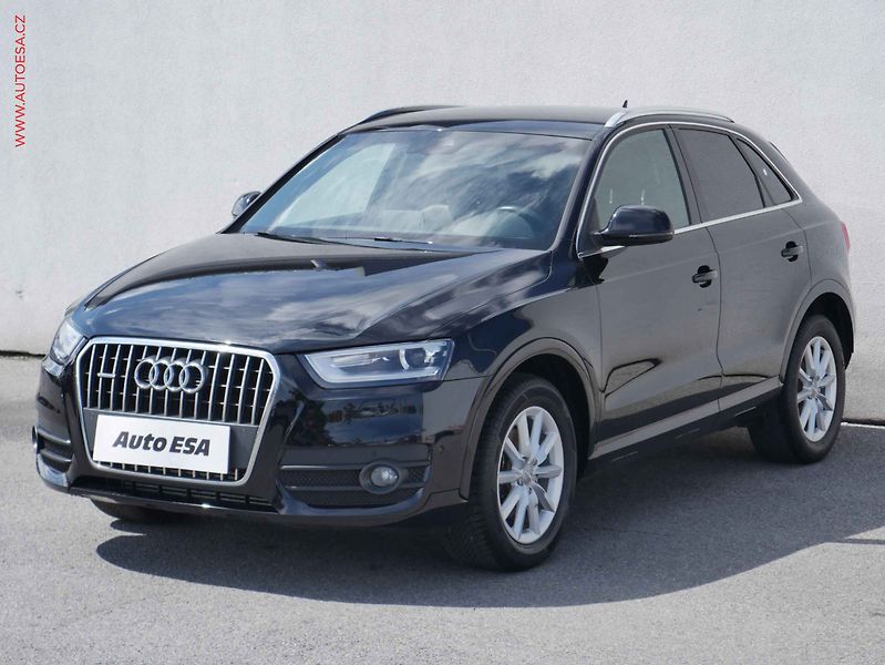 Audi Q3 (2011) 2.0 TDi quattro, AT, bixen - fotka 3 z 21