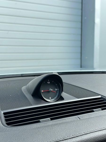 Porsche Panamera (2018) 3.0 V6 246KW AT 2018 65TKM - fotka 31 z 37