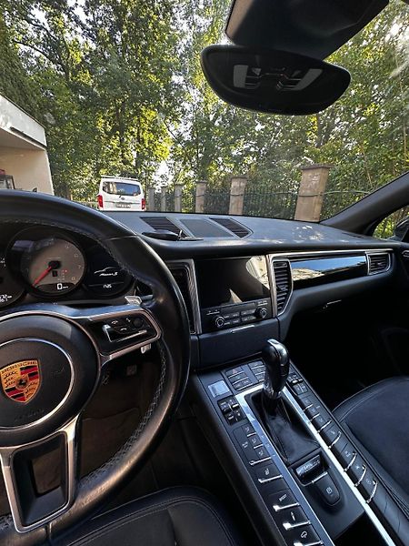 Porsche Macan (2018) Porsche Macan S - fotka 8 z 14