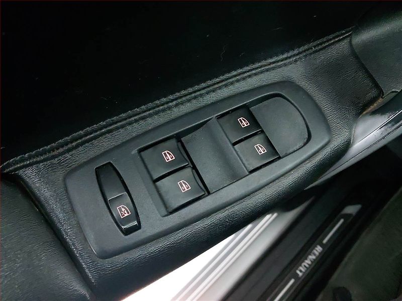 Renault Koleos (2008) 2.0 dCi, 4X4, Tempomat - fotka 17 z 17