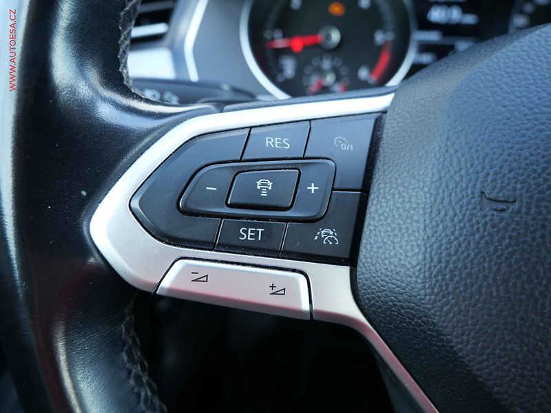 Volkswagen Passat (2020) 1.6 TDi, Business, DSG, LED - fotka 15 z 22