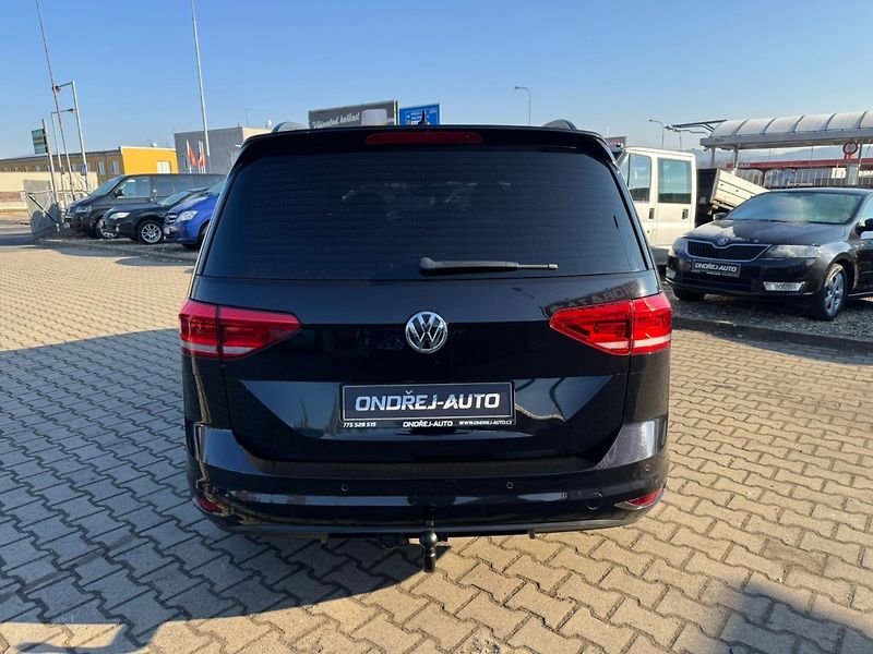 Volkswagen Touran (2016) 1,6 TDI 85 KW STK NAVI TAŽNÉ - fotka 4 z 50
