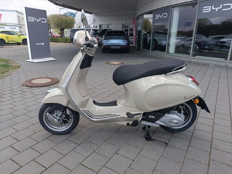 Vespa Primavera 125 3V ABS (2026) Beige Avvolg. 2026 (příslušen - fotka 3 z 14