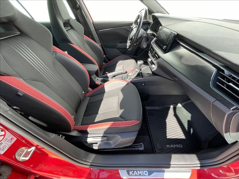 Škoda Kamiq 1,5 TSI DSG Monte Carlo - fotka 18 z 24