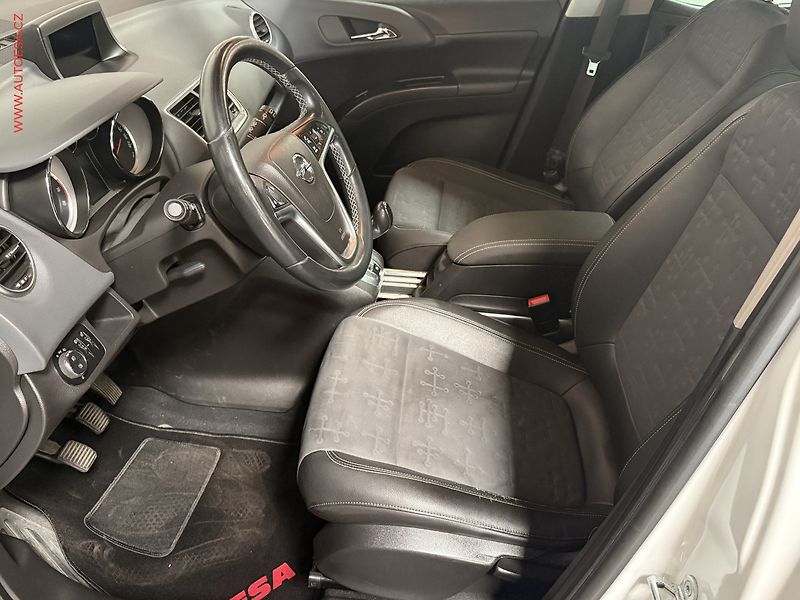 Opel Meriva (2013) 1.4i, ČR, AC, panor - fotka 9 z 19