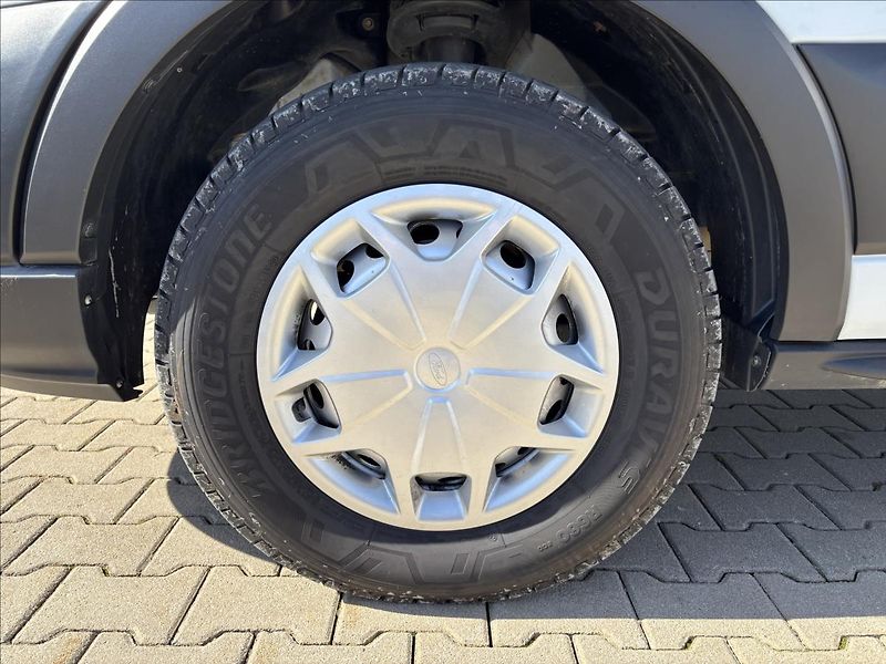 Ford Transit 2,0 mHEV 96kW L3 Kombi Van DPH - fotka 8 z 36