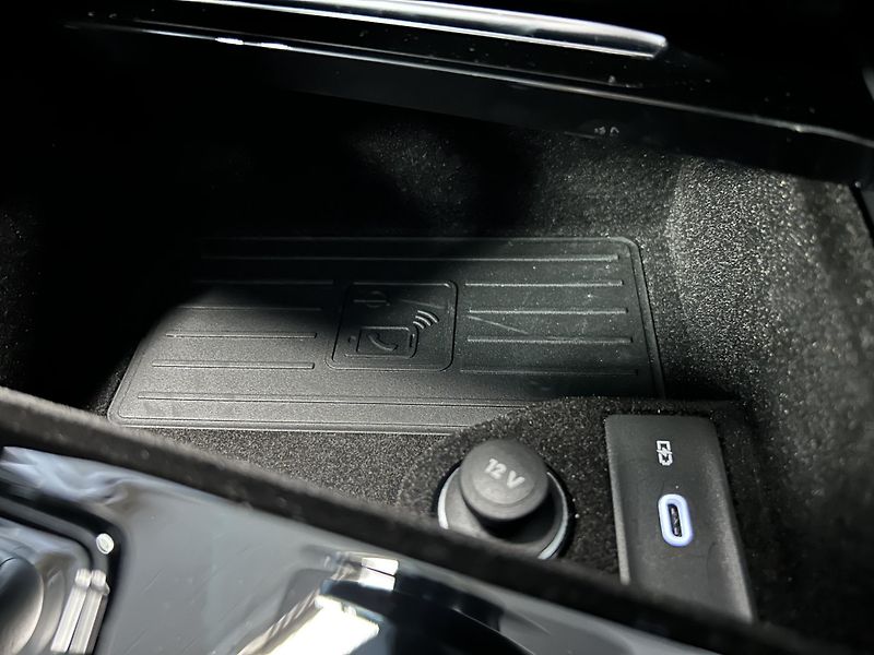 Volkswagen Touareg (2024) 3.0TDi 210kW ELEG/NV/Panor/TZ - fotka 27 z 43