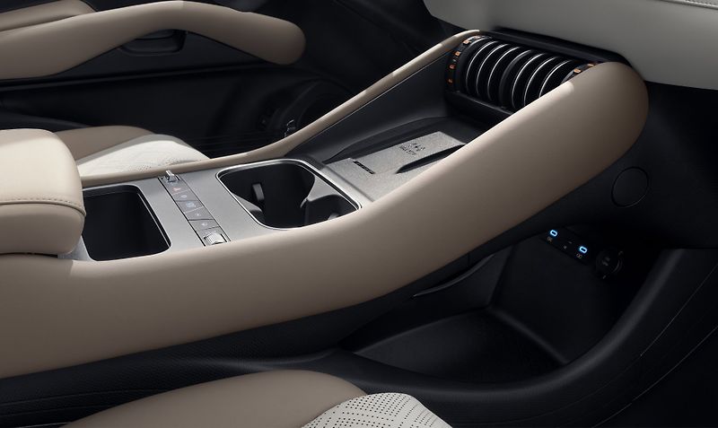 BYD ATTO 3 EVO (2026) Excellence AWD - fotka 6 z 10