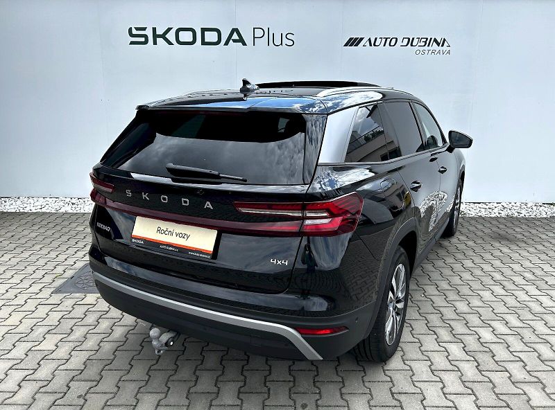 Škoda Kodiaq (2025) 2.0 TDI 142 kW 4x4 DSG Exclusi - fotka 2 z 35