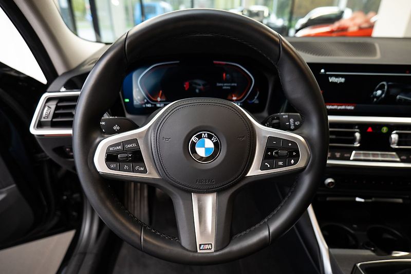 BMW Řada 3 d Touring Manuál - fotka 6 z 21