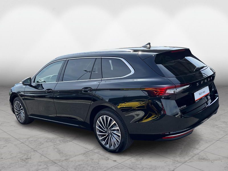 Škoda Superb L&K 2.0TDI 142kW 4X4 A7A - fotka 6 z 27