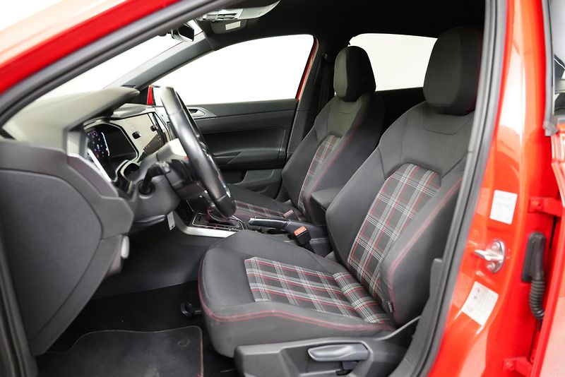 Volkswagen Polo - fotka 11 z 27