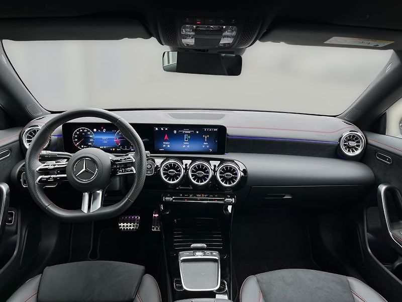 Mercedes-Benz CLA Třída 180 d kupé AMG - fotka 14 z 18