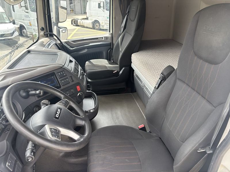 DAF XF480 SSC EURO 6 - fotka 12 z 16