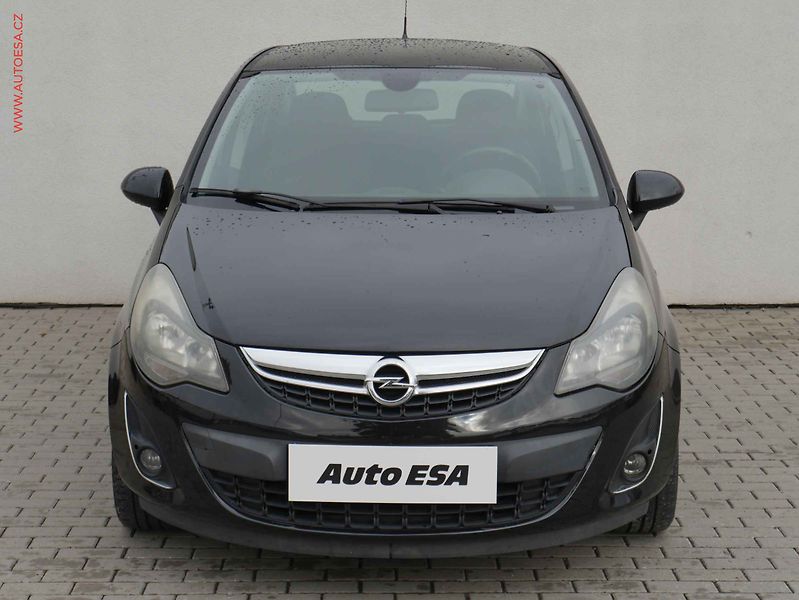 Opel Corsa (2012) 1.2i, ČR, AC, temp - fotka 2 z 15