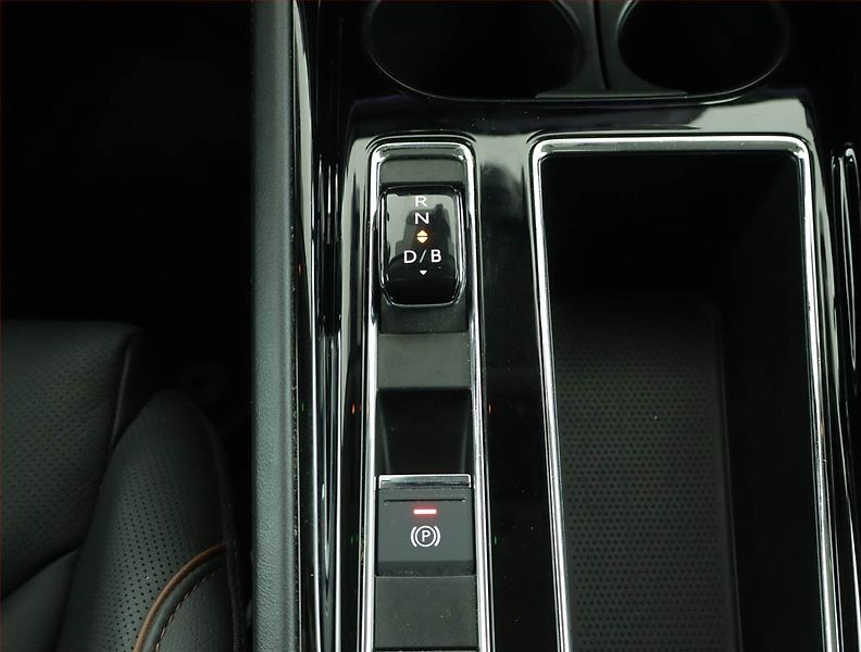 Škoda Enyaq (2023) iV 80 (82 kWh), SoH 93% - fotka 13 z 20