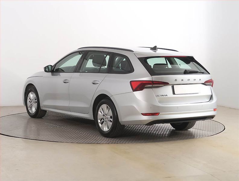 Škoda Octavia (2022) Ambition 2.0 TDI, digi klima - fotka 4 z 18