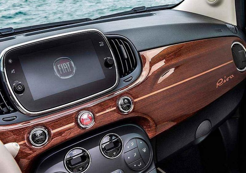 Fiat 500 Riva.