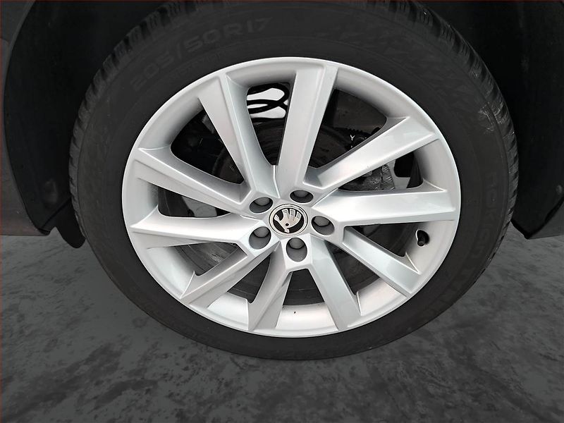 Škoda Scala (2021) Style Plus 1.0 TSI, Automat - fotka 15 z 17