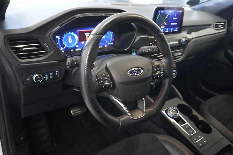Ford Kuga 2.0 TDCi ST-LINE 4x4 AUTOMAT 8 - fotka 15 z 34