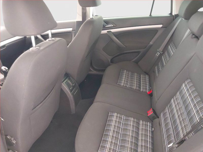 Škoda Octavia (2013) Style 1.4 TSI, Serv.kniha - fotka 10 z 19