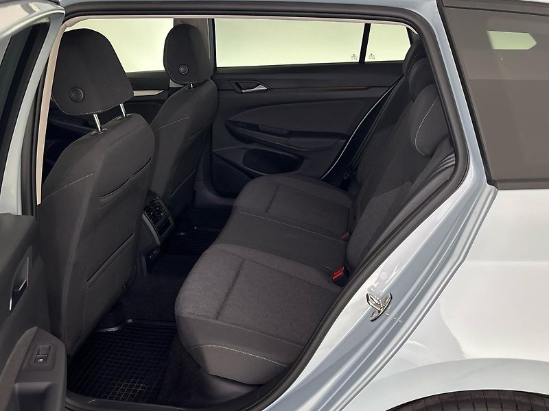Volkswagen Golf People DSG - fotka 8 z 28