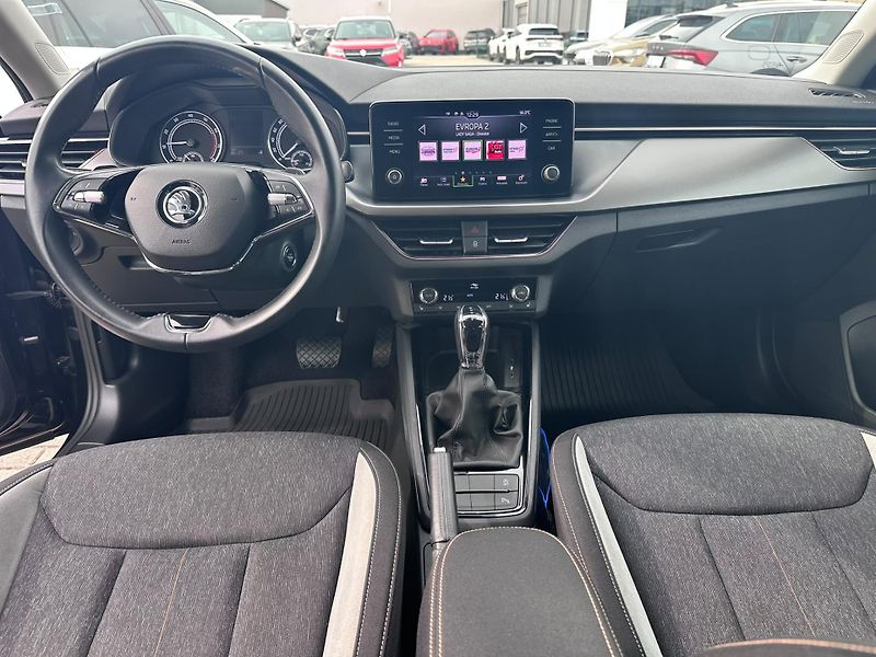 Škoda Scala 1.5 TSI 110kW Style - fotka 9 z 14
