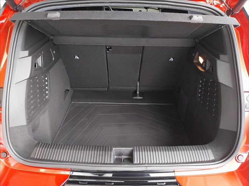 Mitsubishi Eclipse Cross (2026) 0,0 160kW / 87kWh  BEV INSTYLE - fotka 9 z 9