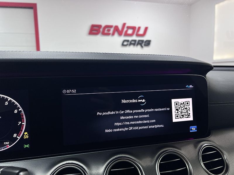 Mercedes-Benz Třídy E E 450, 270 kW, 4Matic, AMG - fotka 31 z 50