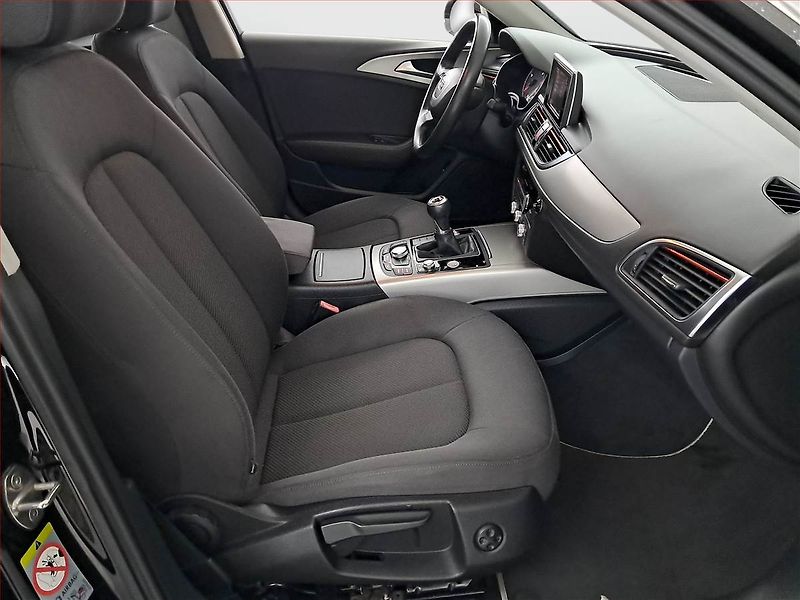 Audi A6 (2013) Design 2.0 TDI, Serv.kniha - fotka 9 z 18