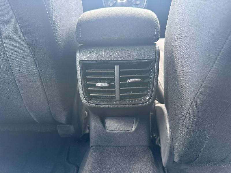 Škoda Fabia Selection 1.0 MPI 59kW - fotka 20 z 22