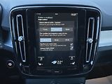 Volvo XC40 120kW T3 AUTOMAT LED KAMER DPH - náhled 21