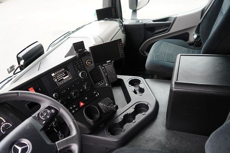 Mercedes-Benz (2016) ANTOS / 1843 / ACC / E 6 / PEŁ - fotka 9 z 49