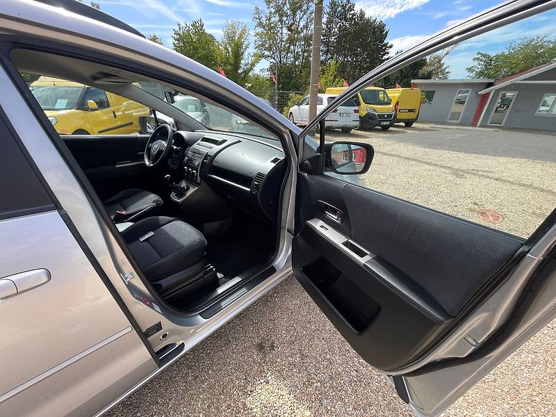 Mazda 5 2.0MZR-CD *105KW*7.MÍST*EL.DVE - fotka 23 z 36