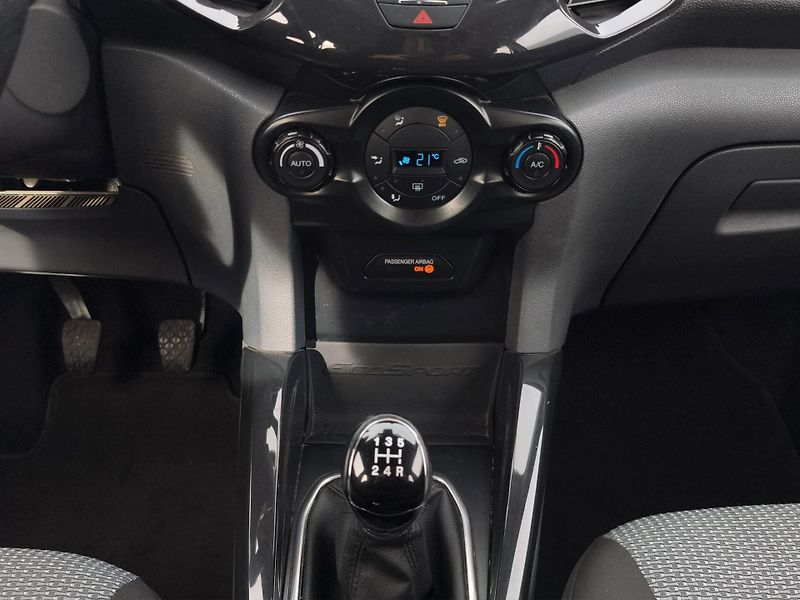 Ford EcoSport (2014) 1.0 EcoBoost 92kW, 1. Maj., Kl - fotka 20 z 24