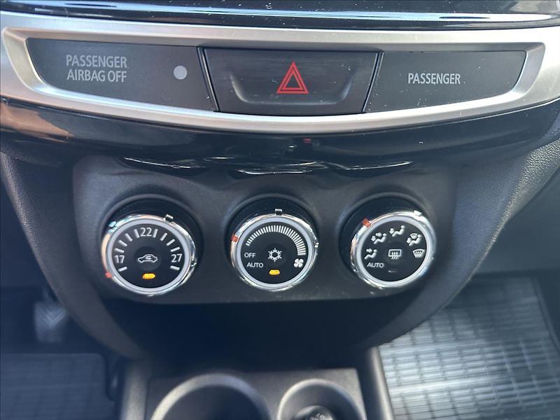 Mitsubishi ASX 1,6 - fotka 17 z 22