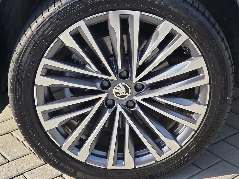 Škoda Kodiaq 2,0 TDi 147kW DSG 4x4 L&K Tažn - fotka 33 z 36