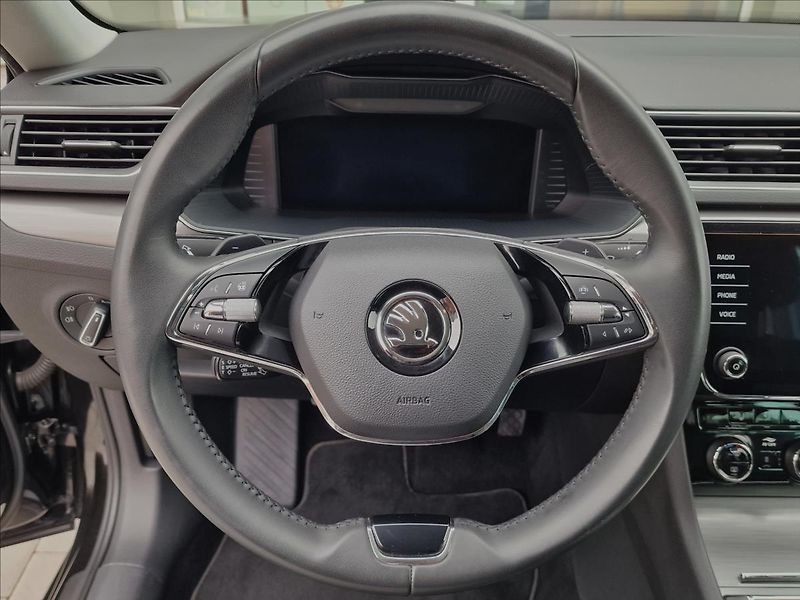 Škoda Superb 2.0TDI 147kW 4x4 DSG Style,ČR - fotka 21 z 50