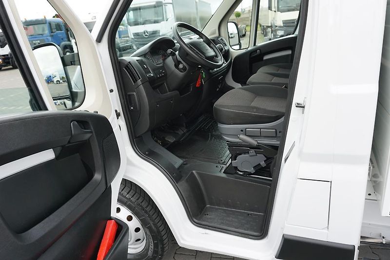 Peugeot Boxer (2023) 2,2 HDi / 140 KM / WYWROTKA /  - fotka 21 z 52