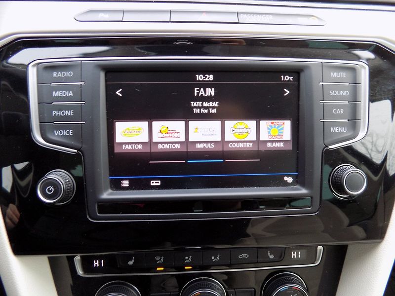 Volkswagen Passat (2017) 2.0TDI/DSG/4x4/NAVI/LED/ČR/ - fotka 30 z 42