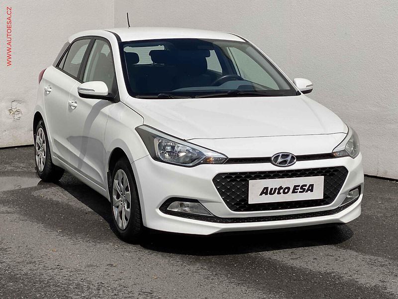 Hyundai i20 (2017) 1.2i, 2.maj,ČR, Family+ - fotografie inzerátu