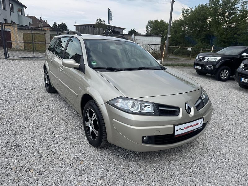 Renault Mégane (2009) 1.6-16V,rezervace  - fotka 1 z 40