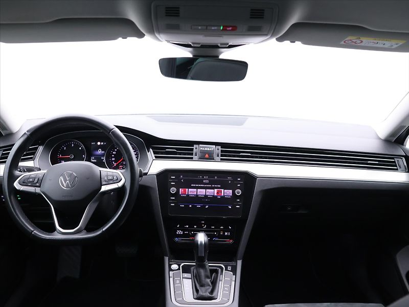 Volkswagen Passat 2,0 TDI 110kW DSG Elegance DPH - fotka 26 z 34