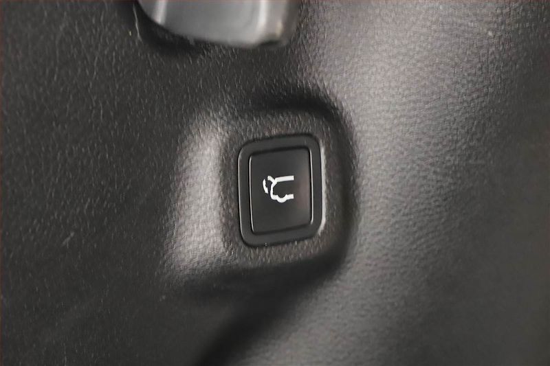 Jeep Compass (2019) 1.4 MultiAir, 4X4, Automat - fotka 15 z 16