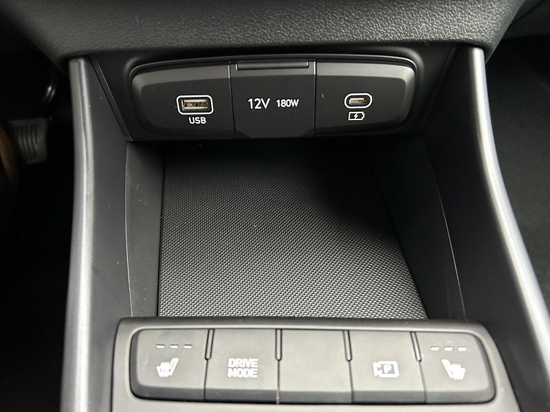 Hyundai i20 26 1,0 T-GDI DCT GO PLUS! 66kW - fotka 27 z 30
